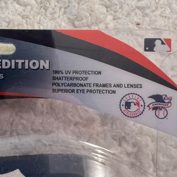 My First Shades MLB Detroit Tigers Collectible Hologram Lenses Sunglasses - Picture 4 of 8